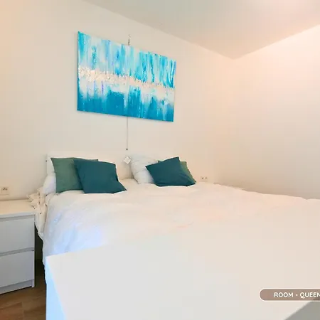 L'infini - Vue Et Acces Direct A La - Escapade A Deux - Quartier Paisible - Gare 5min En Voiture Apartment *